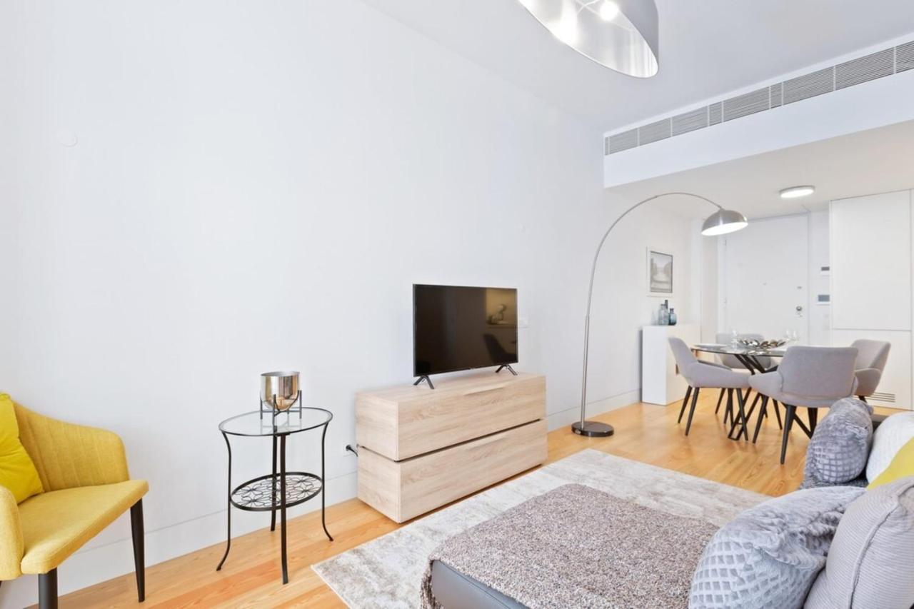 Spacious 1 Bedroom Apartment Near Baixa Lisboa Exterior foto